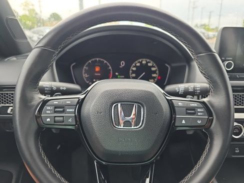 Used 2025 Honda Civic Sport image 18