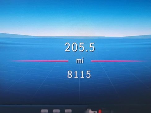 Used 2025 Mercedes-Benz GLC 63 AMG S w/ Driver Assistance Package image 40