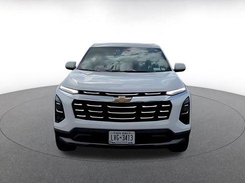 Used 2025 Chevrolet Equinox LT FWD image 4