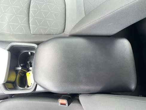 Used 2024 Toyota RAV4 XLE FWD image 27