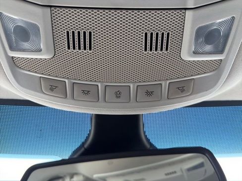 Used 2019 Ford Edge SE w/ SE Fleet Driver's Package image 38