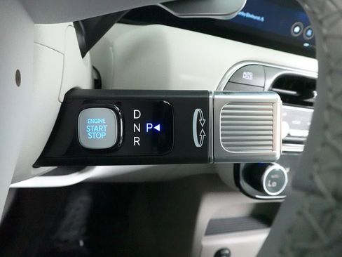 Used 2026 Hyundai Palisade SEL AWD/4WD image 17
