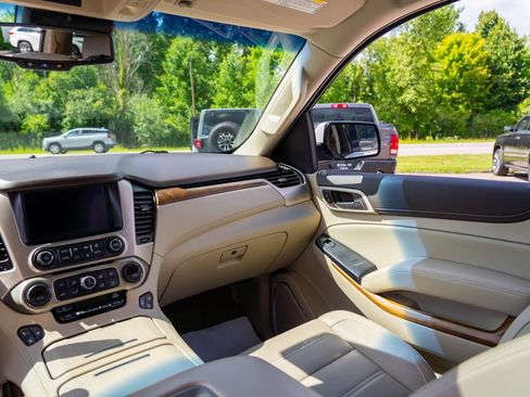 Used 2020 GMC Yukon Denali w/ Denali Ultimate Package image 31