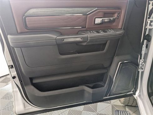 Used 2025 RAM 2500 Limited image 10