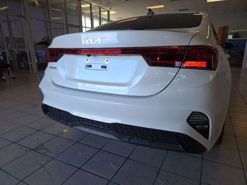 Used 2023 Kia Forte LXS image 7