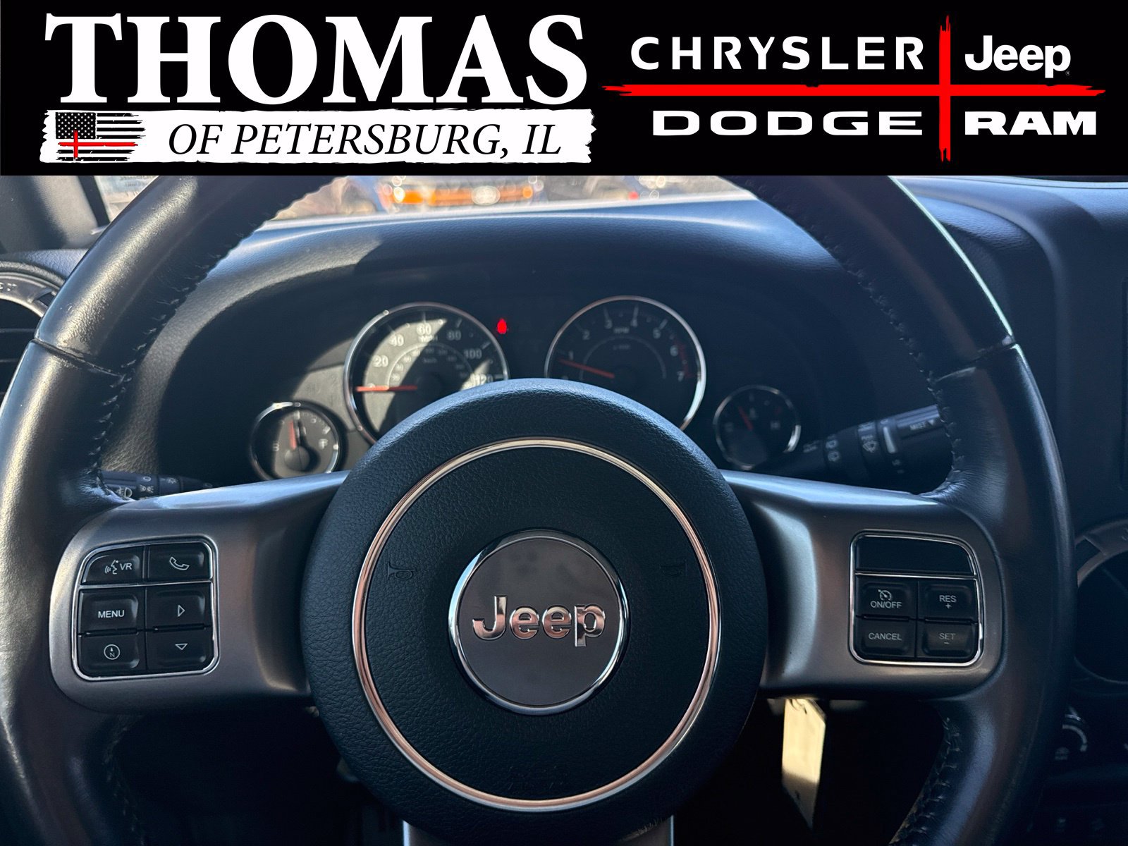 Used 2018 Jeep Wrangler Unlimited Sahara w/ Dual Top Group AWD/4WD image 13