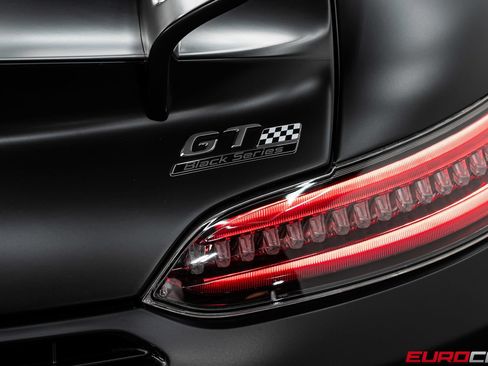 Used 2021 Mercedes-Benz AMG GT Black Series image 29