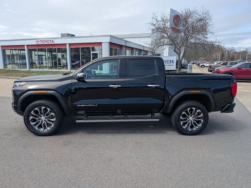 Used 2023 GMC Canyon Denali w/ Denali Black Edition image 2