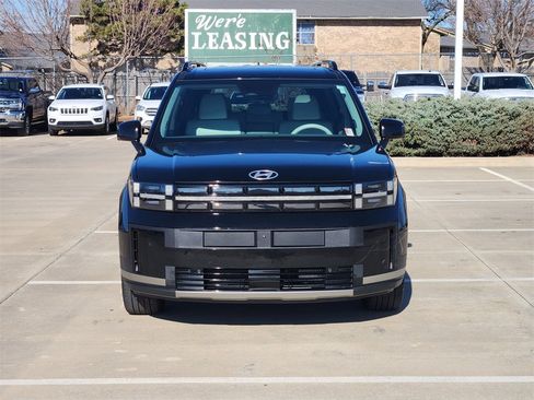 Used 2024 Hyundai Santa Fe Limited image 2