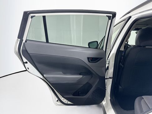 Used 2024 Subaru Crosstrek 2.0i Premium image 26