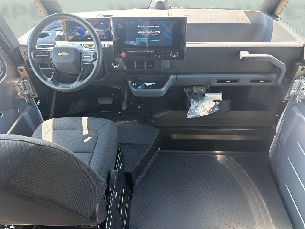 Used 2025 Chevrolet Brightdrop 400 w/ Battery Pack, Max Range AWD/4WD image 11