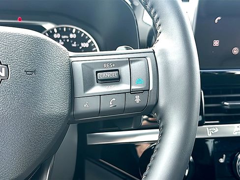 New 2026 Nissan Pathfinder SV image 19