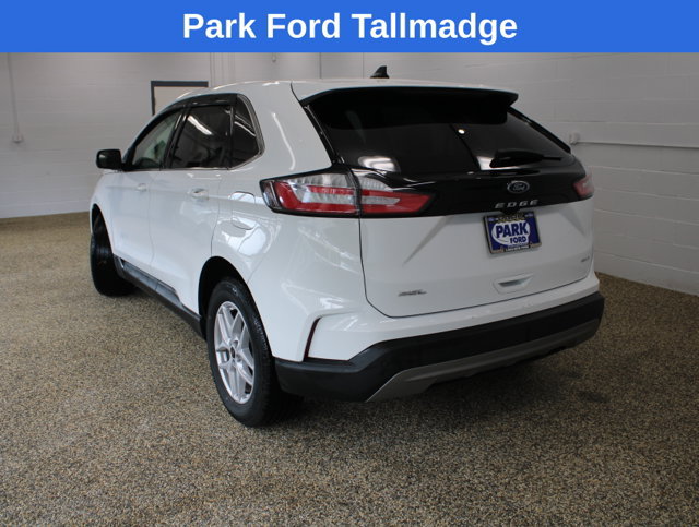 Used 2024 Ford Edge SEL AWD/4WD image 3
