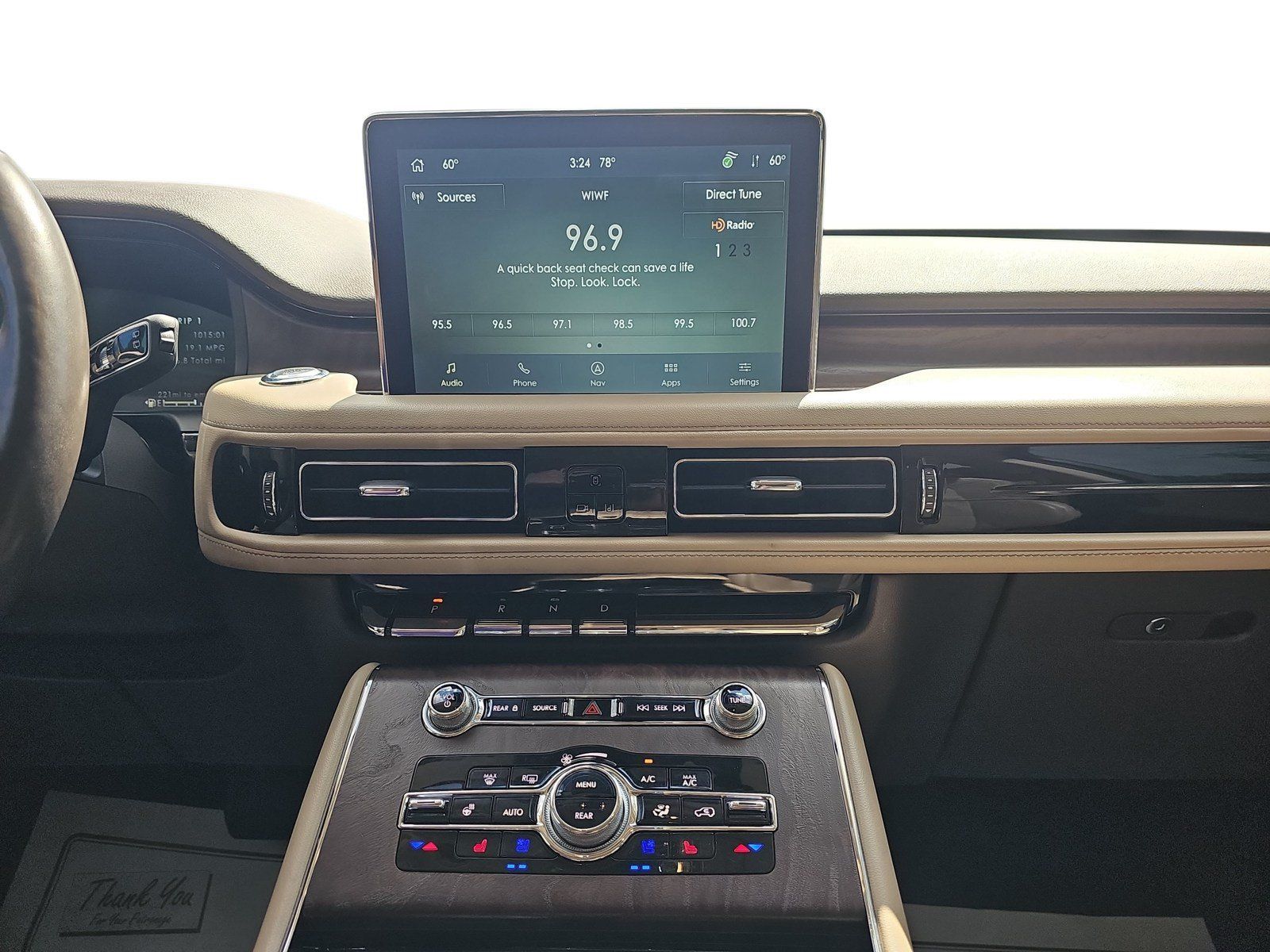 Used 2022 Lincoln Aviator Reserve w/ Equipment Group 201A AWD/4WD image 17