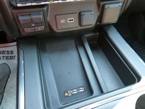 Certified 2022 GMC Sierra 2500 AT4 w/ AT4 Premium Plus Package AWD/4WD image 30
