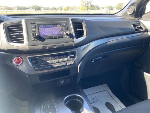 Used 2019 Honda Passport Sport image 17