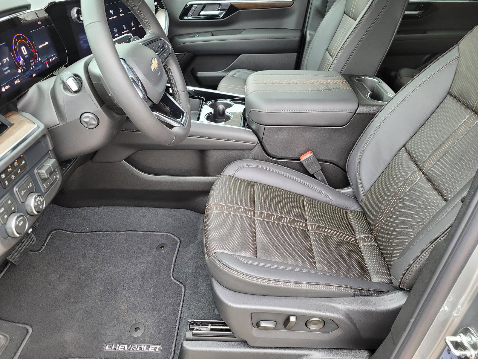 New 2026 Chevrolet Tahoe High Country w/ Sun And Tow Package AWD/4WD image 18