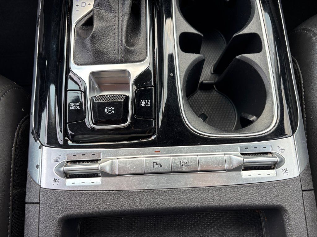 Used 2022 Kia Carnival SX FWD image 31