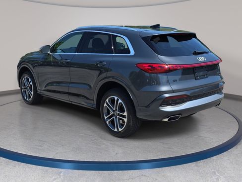 New 2026 Audi Q5 Premium image 7