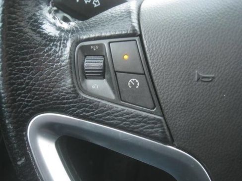 Used 2014 Chevrolet Captiva Sport LTZ image 22