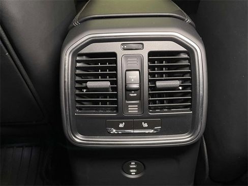 Used 2025 Porsche Macan GTS image 25