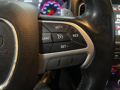 Used 2015 Dodge Charger R/T image 11