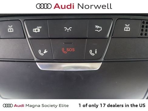 Used 2017 Mercedes-Benz GLC 300 4MATIC image 8