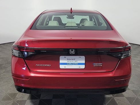 Used 2023 Honda Accord Touring image 5