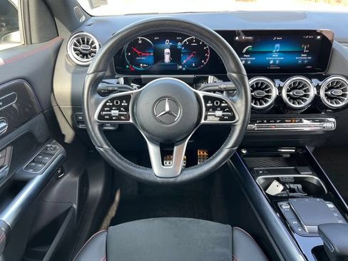 Used 2023 Mercedes-Benz GLA 250 4MATIC image 12