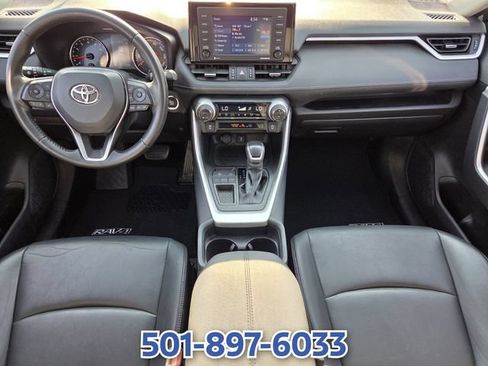 Used 2020 Toyota RAV4 XLE Premium FWD image 12