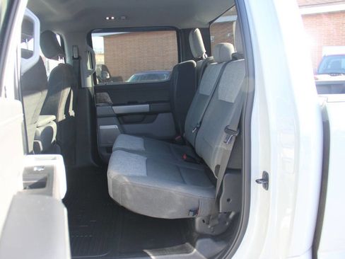 Used 2025 Ford F350 XLT w/ Black Appearance Package image 13