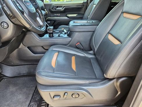 Used 2022 GMC Sierra 1500 AT4 w/ AT4 Preferred Package AWD/4WD image 38