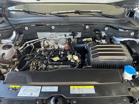 Used 2024 Volkswagen Atlas SE FWD image 21