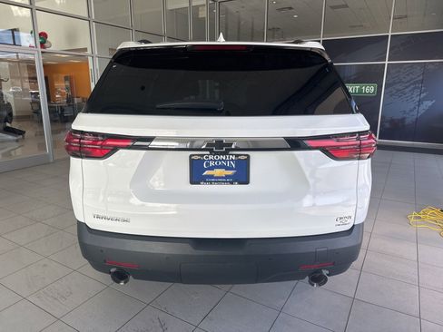 Used 2022 Chevrolet Traverse LT image 8