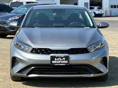 Used 2024 Kia Forte LXS FWD image 10