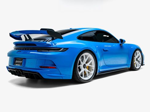 Used 2022 Porsche 911 GT3 RWD image 2