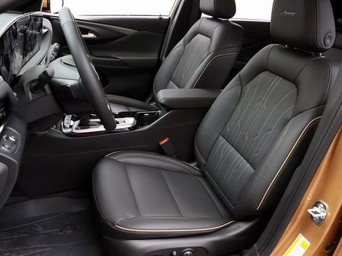 New 2026 Buick Envista Avenir image 9