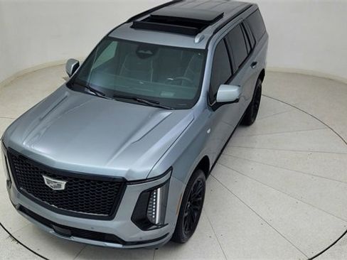 Used 2026 Cadillac Escalade Sport w/ LPO, ONYX Package image 87