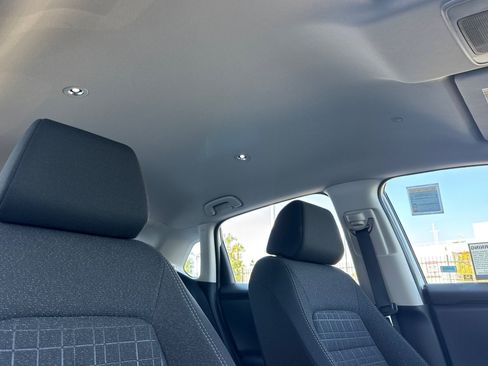 Certified 2025 Honda HR-V LX image 24