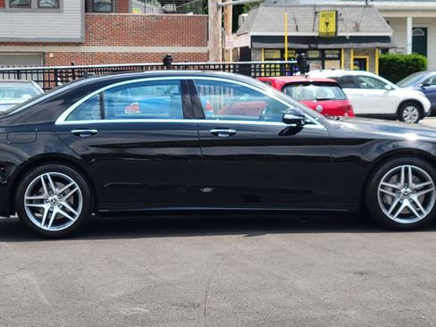 Used 2019 Mercedes-Benz S 560 4MATIC Sedan image 5