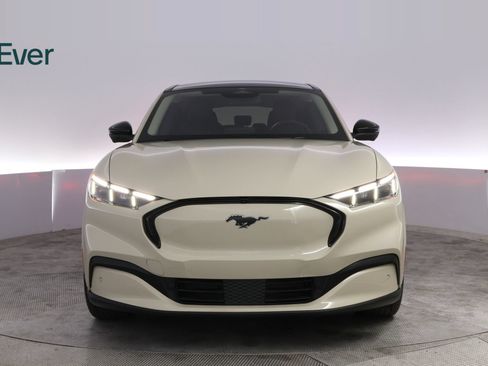 Used 2025 Ford Mustang Mach-E Premium RWD image 12