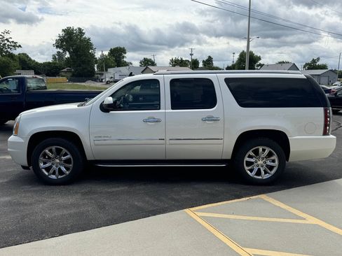 Used 2014 GMC Yukon XL Denali AWD/4WD image 7