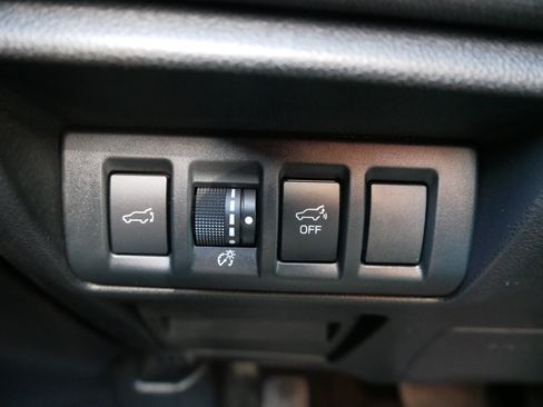 Used 2021 Subaru Outback Premium AWD/4WD image 29