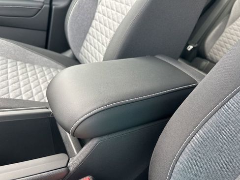 New 2026 Volkswagen Tiguan S FWD image 37