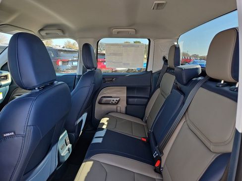 New 2026 Ford Maverick Lariat image 19