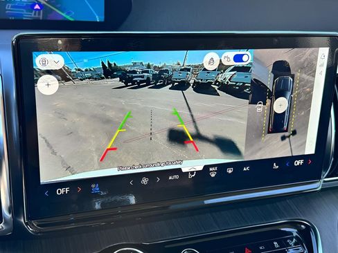 New 2025 Ford Expedition Max Platinum w/ Platinum Ultimate Package image 25