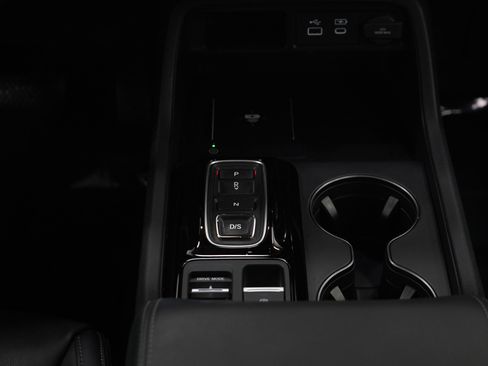 Used 2023 Honda Pilot EX-L image 18