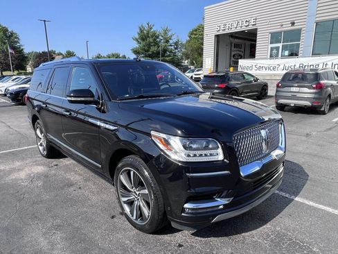 Used 2019 Lincoln Navigator L Reserve AWD/4WD image 9
