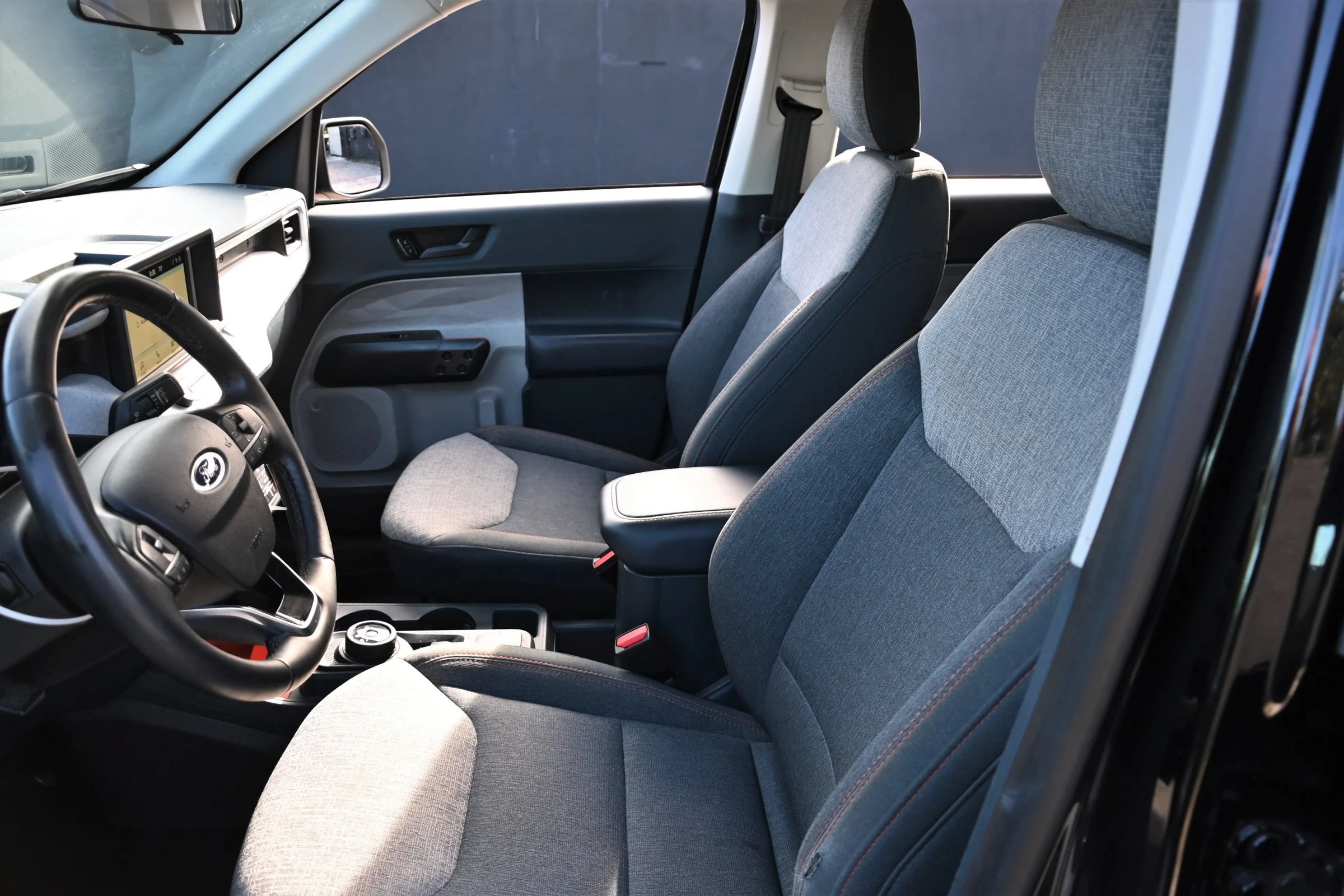 Used 2024 Ford Maverick XLT w/ XLT Luxury Package FWD image 12