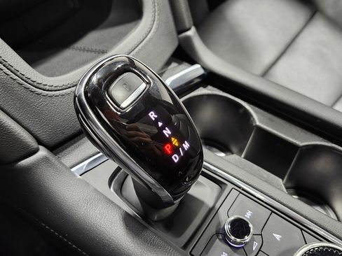 Used 2021 Cadillac XT6 Premium Luxury image 35